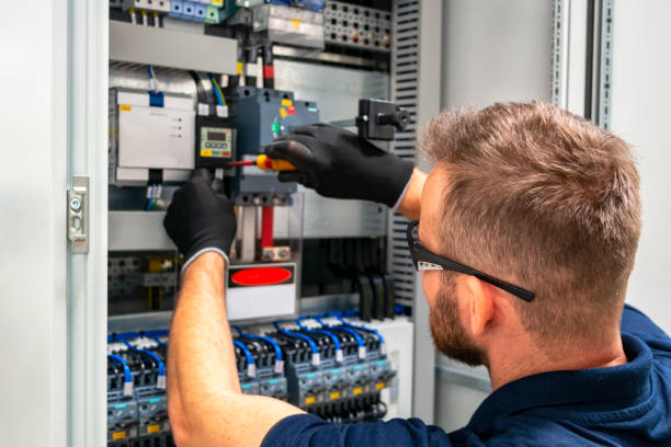 Best Local Electrician Companies  in Bryant, WA